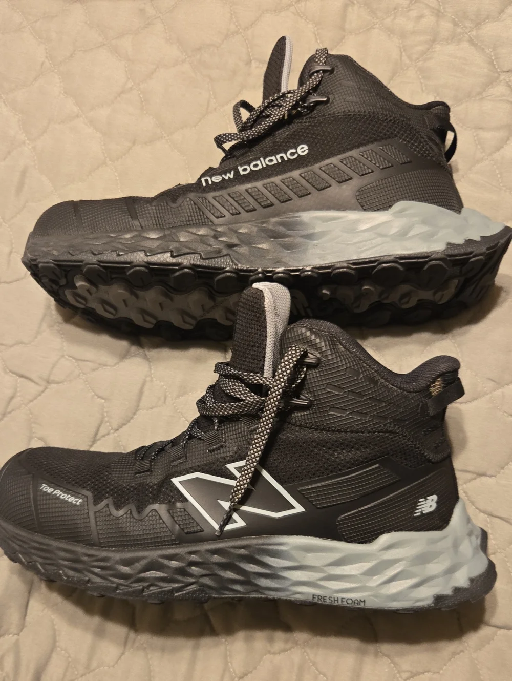 New Balance Fresh Foam Cremorne Mid Comp Toe Work Shoes